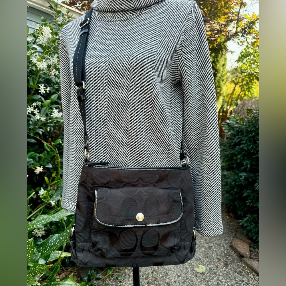 Coach Shoulder Bag